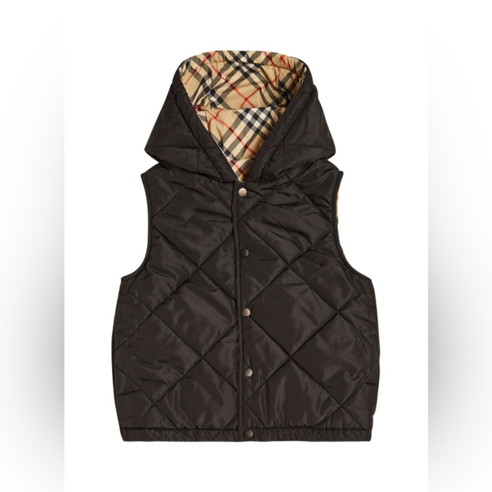Brand new with tags Burberry vest, kids size 10. Reversible